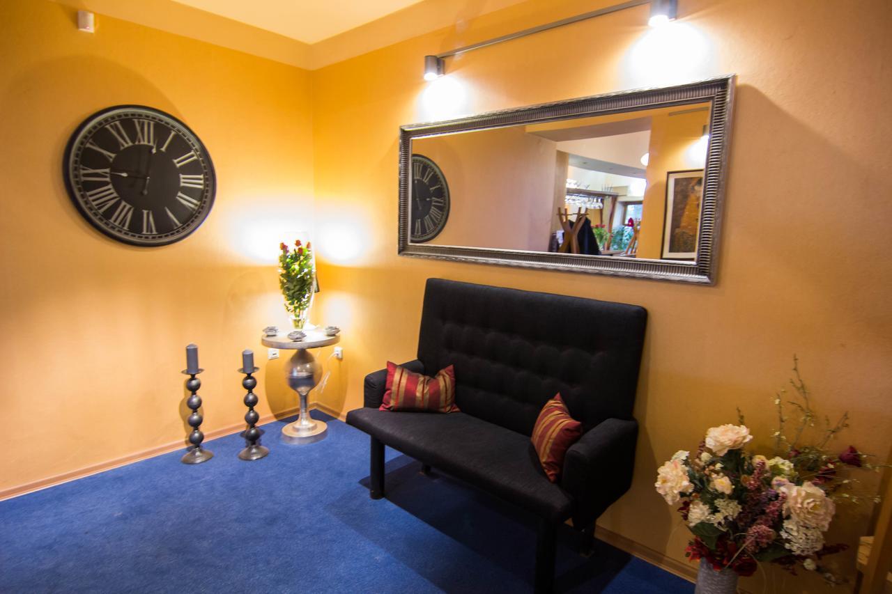 Hotel Hron Náchod Zewnętrze zdjęcie
