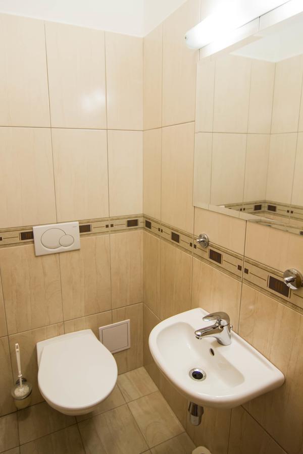 Hotel Hron Náchod Zewnętrze zdjęcie
